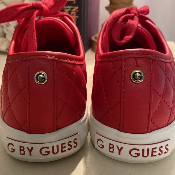 G by Guess red shoes - Picture 5 of 11